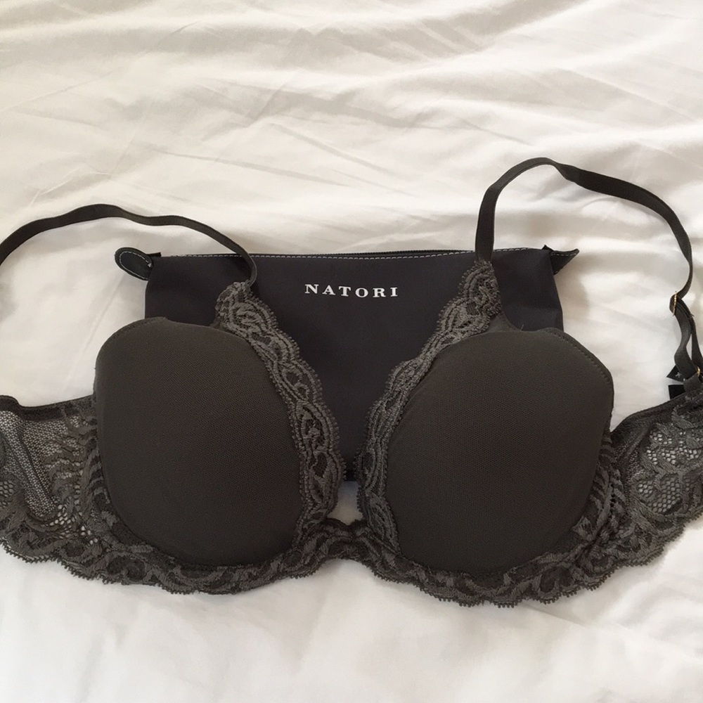 NEW Natori bra